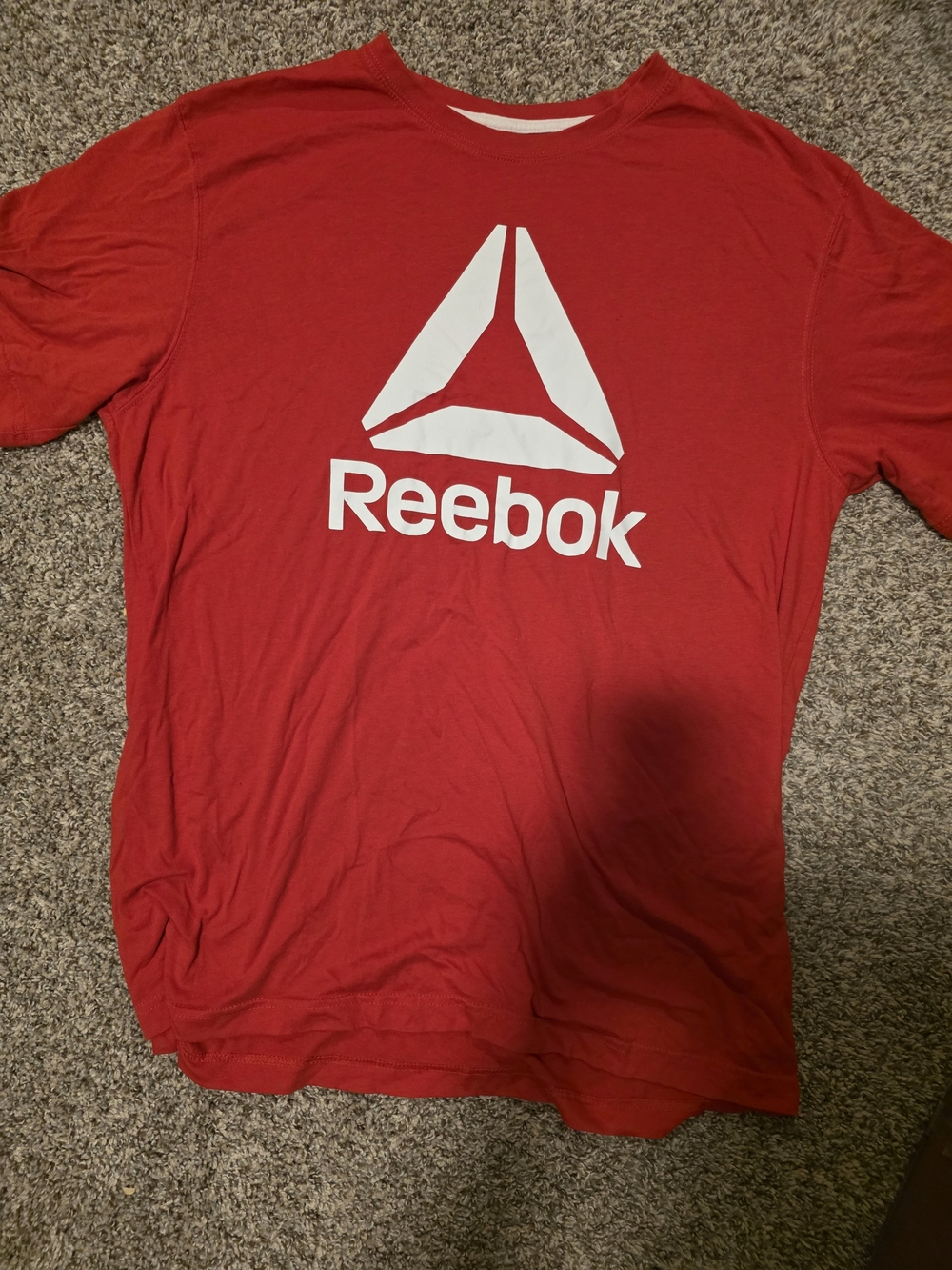 Reebok Men's Red Short-Sleeve Logo Tee